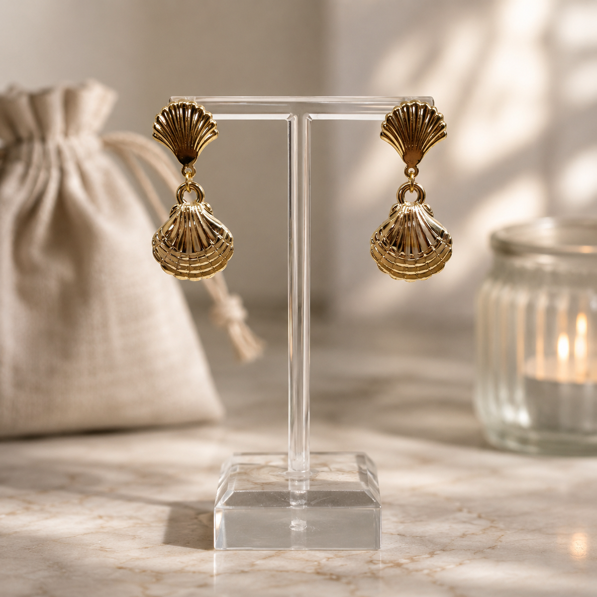 Shell  earrings gold details