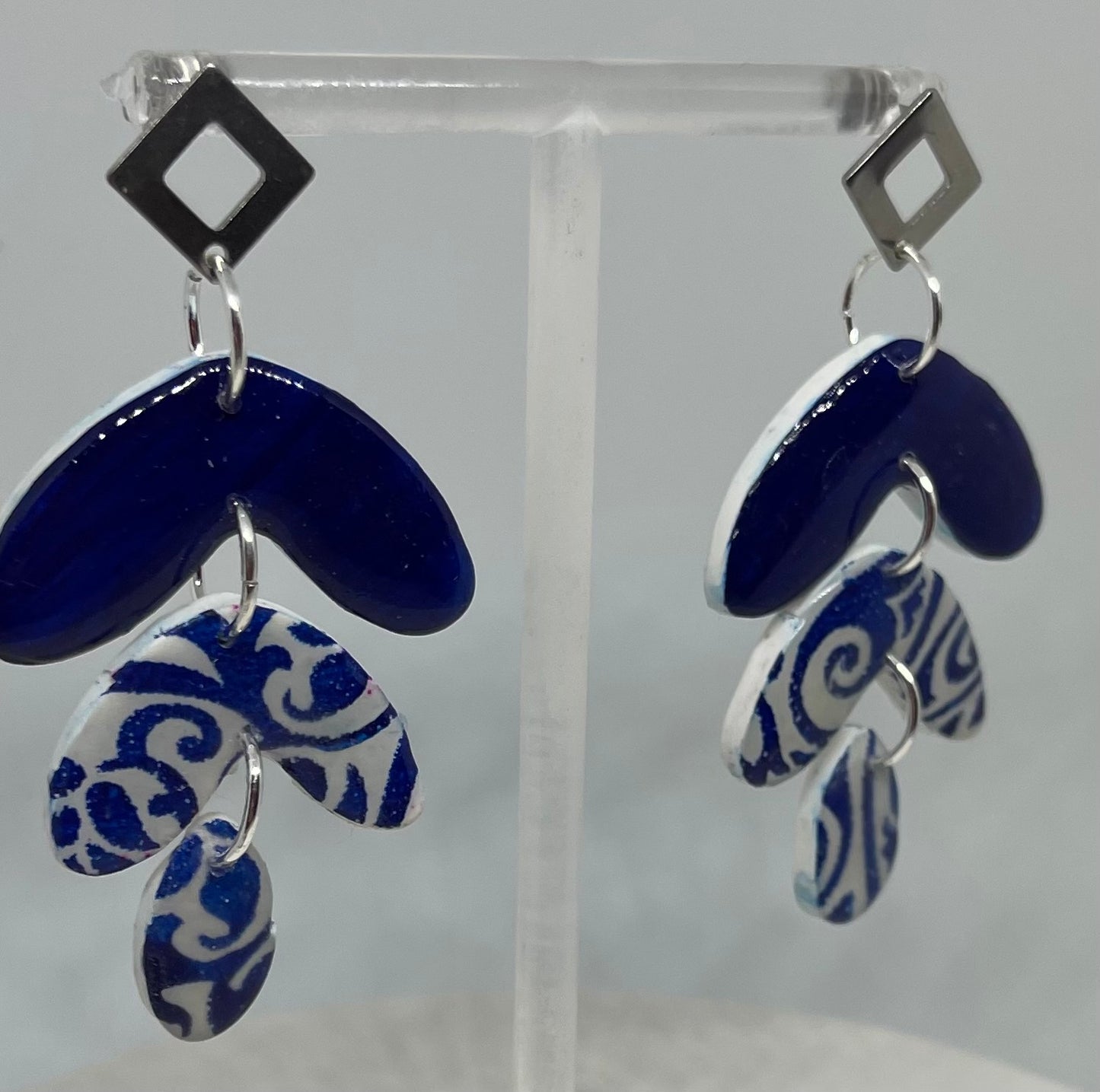 Navy and white dangle earrings