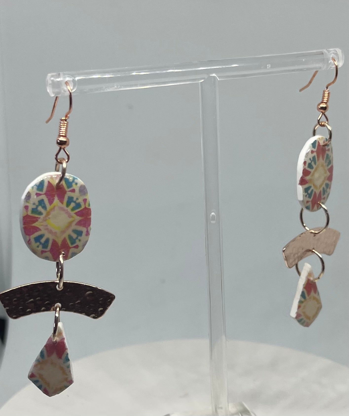 Geometric print dangle earrings