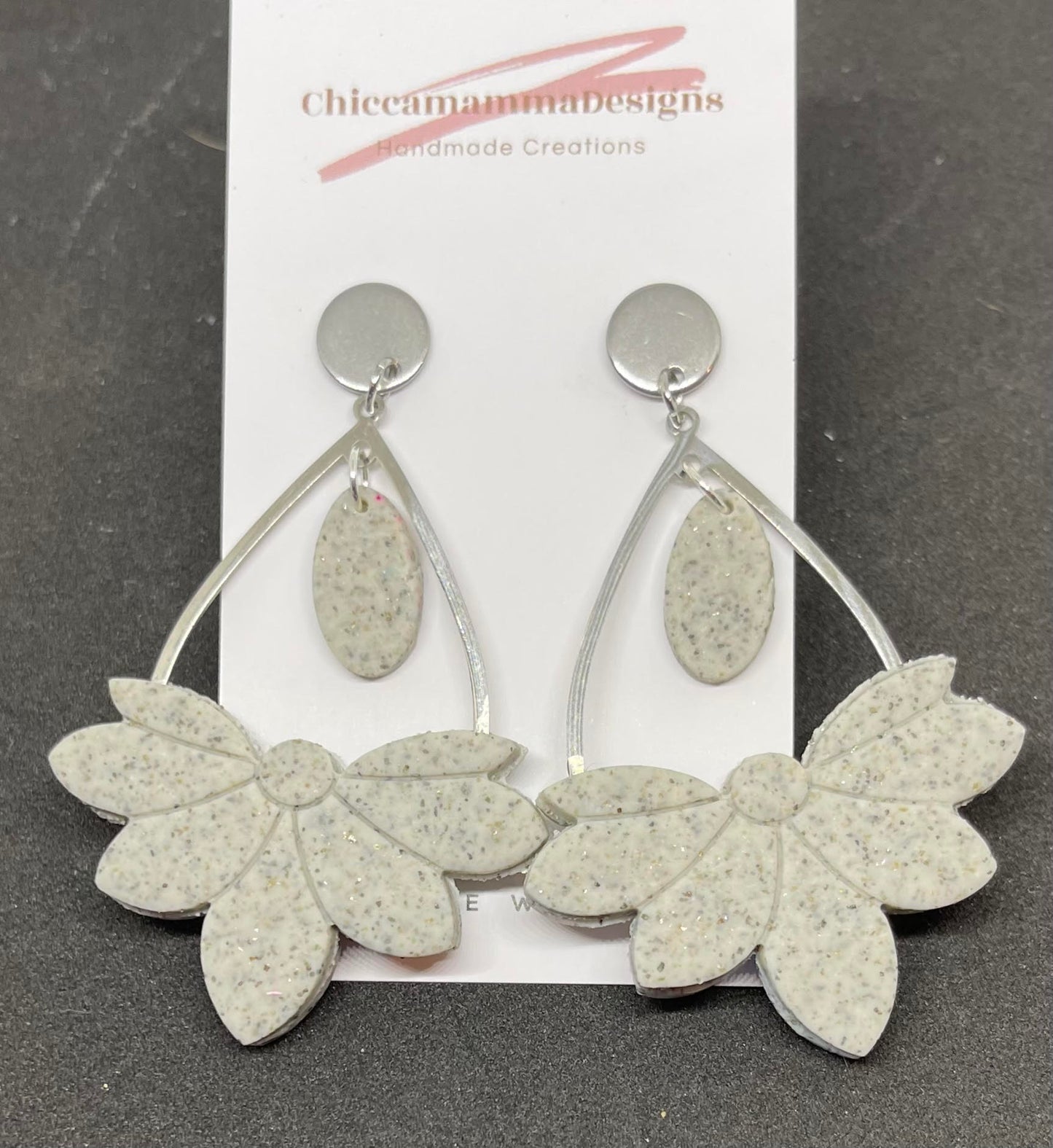 Grey "granite" texture flower drop earring