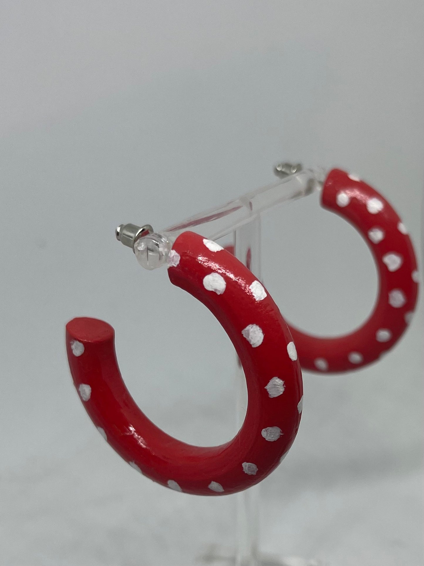 Red and white spot hooped earrings