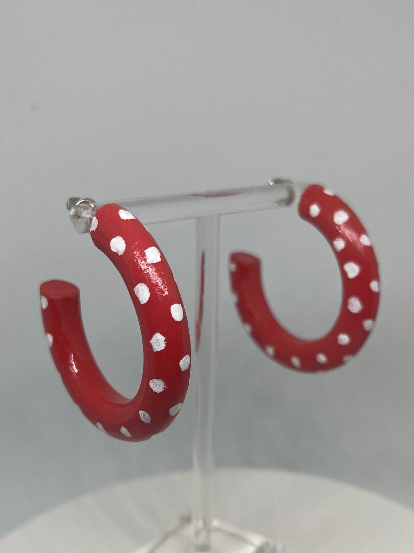 Red and white spot hooped earrings